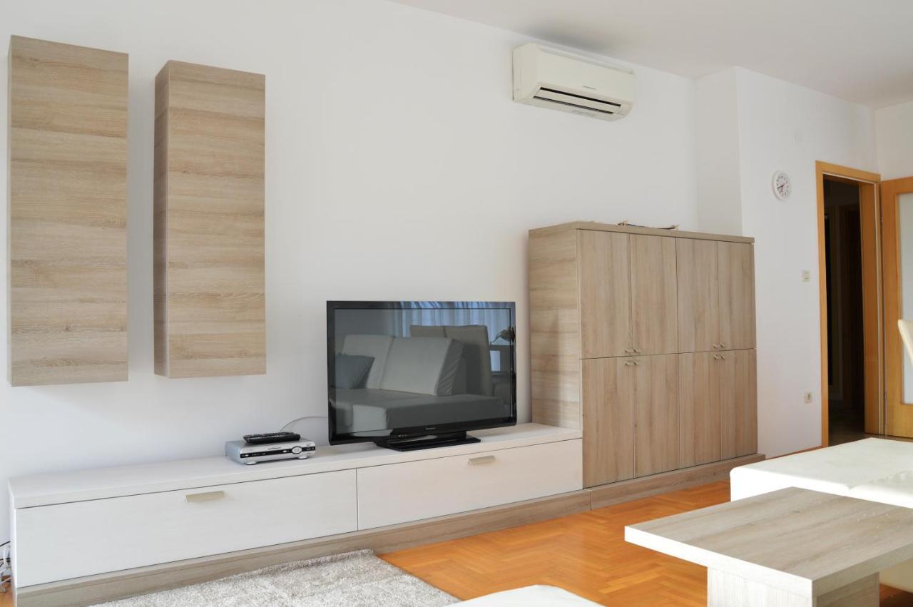 Apartment Silvija sea view Umag Buitenkant foto